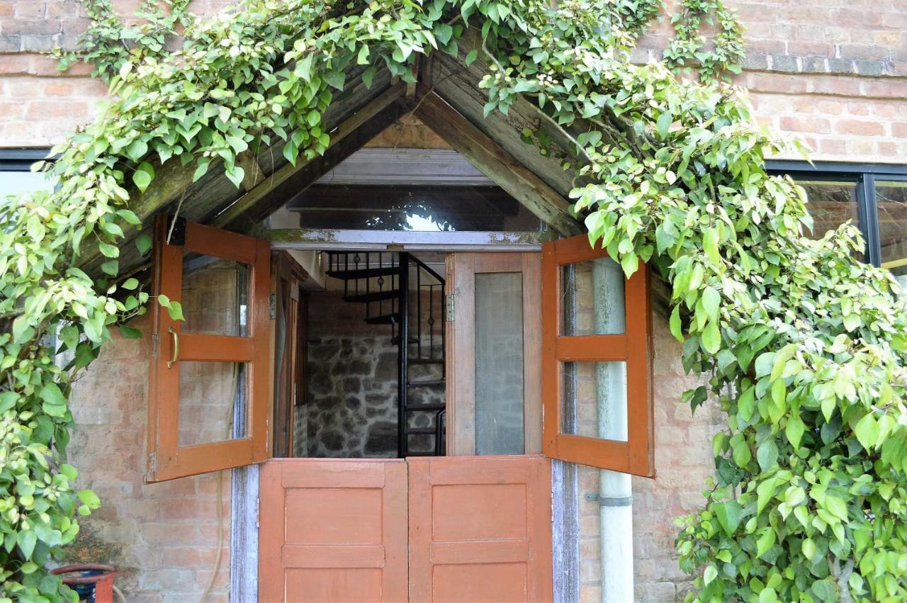 Hotel At The End Of The Universe Nagarkot Εξωτερικό φωτογραφία